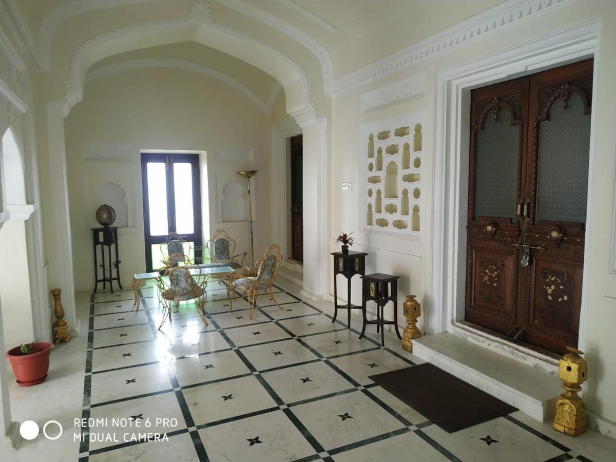 מלון Mpt Sheesh Mahal, אורצ'ה מראה חיצוני תמונה