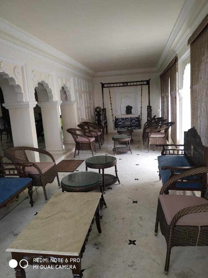מלון Mpt Sheesh Mahal, אורצ'ה מראה חיצוני תמונה
