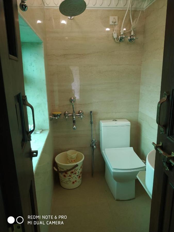 מלון Mpt Sheesh Mahal, אורצ'ה מראה חיצוני תמונה