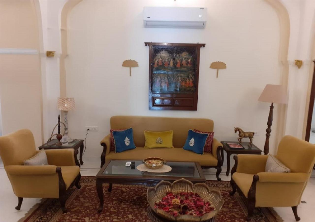 מלון Mpt Sheesh Mahal, אורצ'ה מראה חיצוני תמונה
